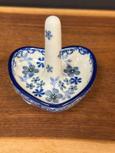 Load image into Gallery viewer, Ring Holder - Denim Daisy
