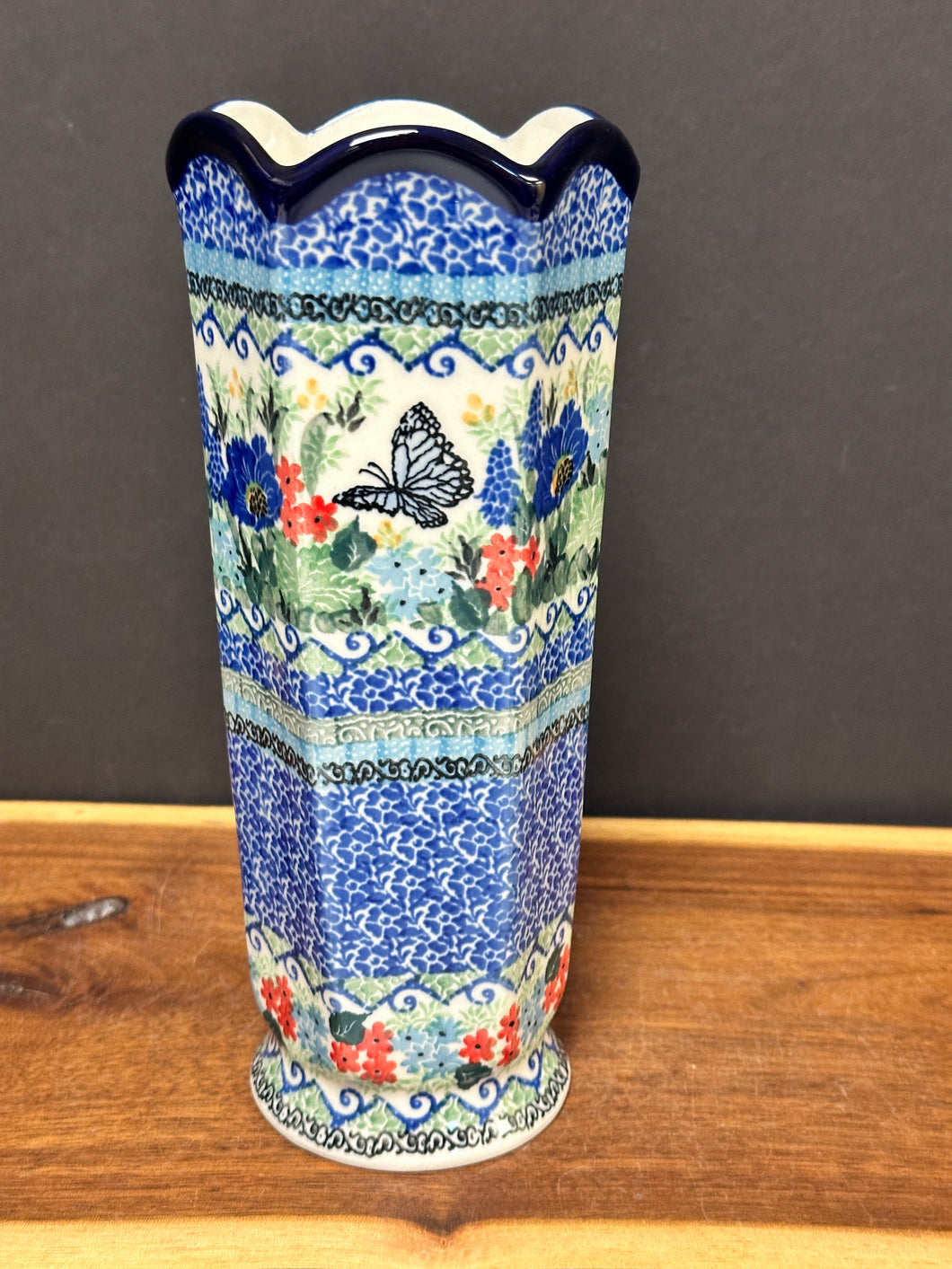 Vase, Angular 9.25” - U4600 Butterfly