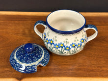 Load image into Gallery viewer, Sugar Bowl, 7 oz - Blue Spring Daisy
