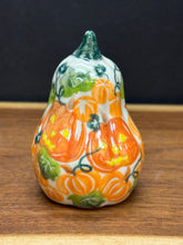 Load image into Gallery viewer, Gourd, Tiny - VC372
