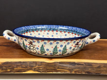 Load image into Gallery viewer, Baker, Round w/ Handles, 8&quot; - U4661 Snowman
