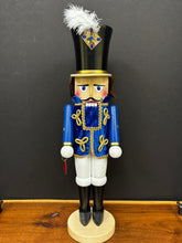Load image into Gallery viewer, Nutcracker, Steinbach in Blue
