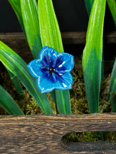 Load image into Gallery viewer, Flower, 1 Pc. - Small Mirabilis on 8” Wire Stem - Light Blue
