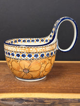 Load image into Gallery viewer, Bowl, Loop Handle Soup - U408B Chyla Orange

