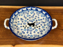 Load image into Gallery viewer, Baker, Round w/ Handles 6.75" - Boo Boo Kitty
