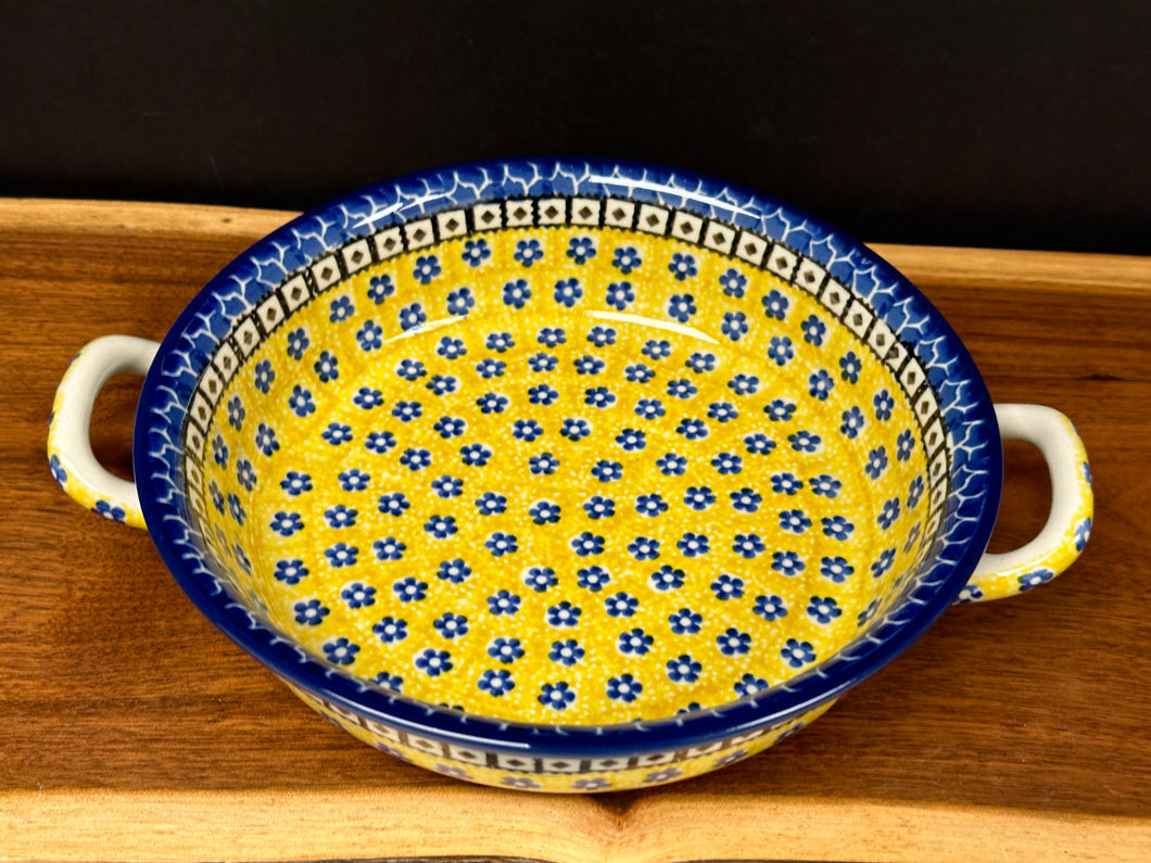 Baker, Round w/ Handles, 8