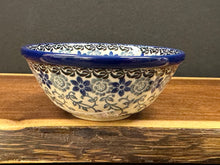 Load image into Gallery viewer, Bowl, Nesting 4.75" W - Silver Lace
