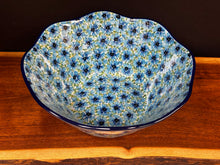 Load image into Gallery viewer, Bowl, Wavy Edge, Medium, 10&quot; - U4929
