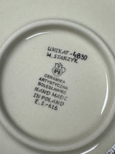 Load image into Gallery viewer, Plate, Hanging Dinner (10 1/2 inch) - U4830
