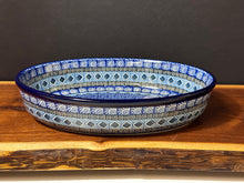 Load image into Gallery viewer, Baker, Oval 10.5&quot; - 1.5 Qt.
