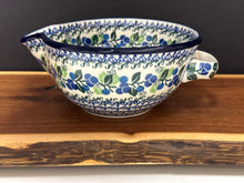 Load image into Gallery viewer, Bowl, Batter 1 Qt. - Blue Berries
