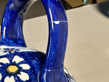 Load image into Gallery viewer, Teapot (1 qt), Pre-owned - Lattice Daisy w/Repaired handle
