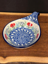 Load image into Gallery viewer, Ladle Rest 4.5” - Red Poppy Garden
