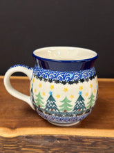 Load image into Gallery viewer, Mug, Bubble 12 oz - Christmas Trees
