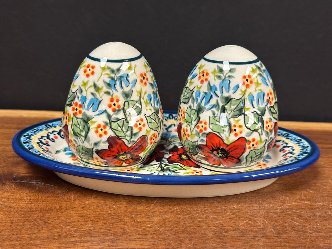 Salt & Pepper Shaker Set - Amaryllis by Morning