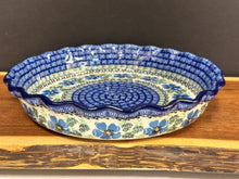 Load image into Gallery viewer, Pie Plate, Fluted 10&quot; - Morning Glory
