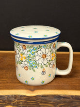 Load image into Gallery viewer, Mug, Tea w/Infuser - Daisy Chain
