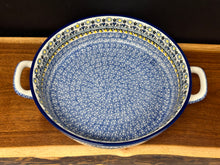 Load image into Gallery viewer, Baker, Round w/ Handles 10&quot; - Daisy Maize
