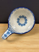 Load image into Gallery viewer, Bowl, Loop Handle Soup - Bluebird Vines

