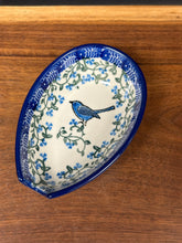Load image into Gallery viewer, Spoon Rest - Bluebird Vines
