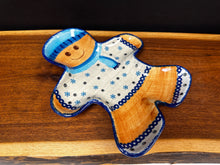 Load image into Gallery viewer, Platter, Gingerbread Boy - Sweater Weather
