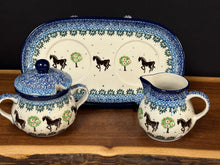 Load image into Gallery viewer, Cream &amp; Sugar Set w/tray - Brown Horse
