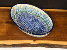Load image into Gallery viewer, Baker, Oval 9.5" - 1Qt. - Virginia Blue Bells
