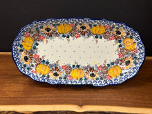 Load image into Gallery viewer, Platter, Oval Scalloped Edge - U4741 - U3
