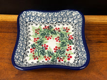 Load image into Gallery viewer, Fluted Dipping Dish - Holly Berry
