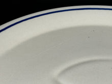 Load image into Gallery viewer, Chicken Roaster, Pre-owned - Cracked Plate
