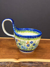 Load image into Gallery viewer, Bowl, Loop Handle Soup - Honeybee
