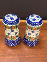Load image into Gallery viewer, Salt &amp; Pepper Set, Tall Kalich - Christmas Traditions
