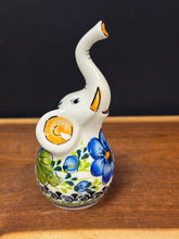 Load image into Gallery viewer, Elephant Ring Holder, Kalich - Blue Poppy
