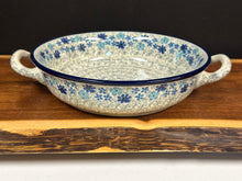 Load image into Gallery viewer, Baker, Round w/ Handles, 8&quot; - Gray Lace
