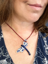 Load image into Gallery viewer, Necklace, Dragonfly - Bubbles
