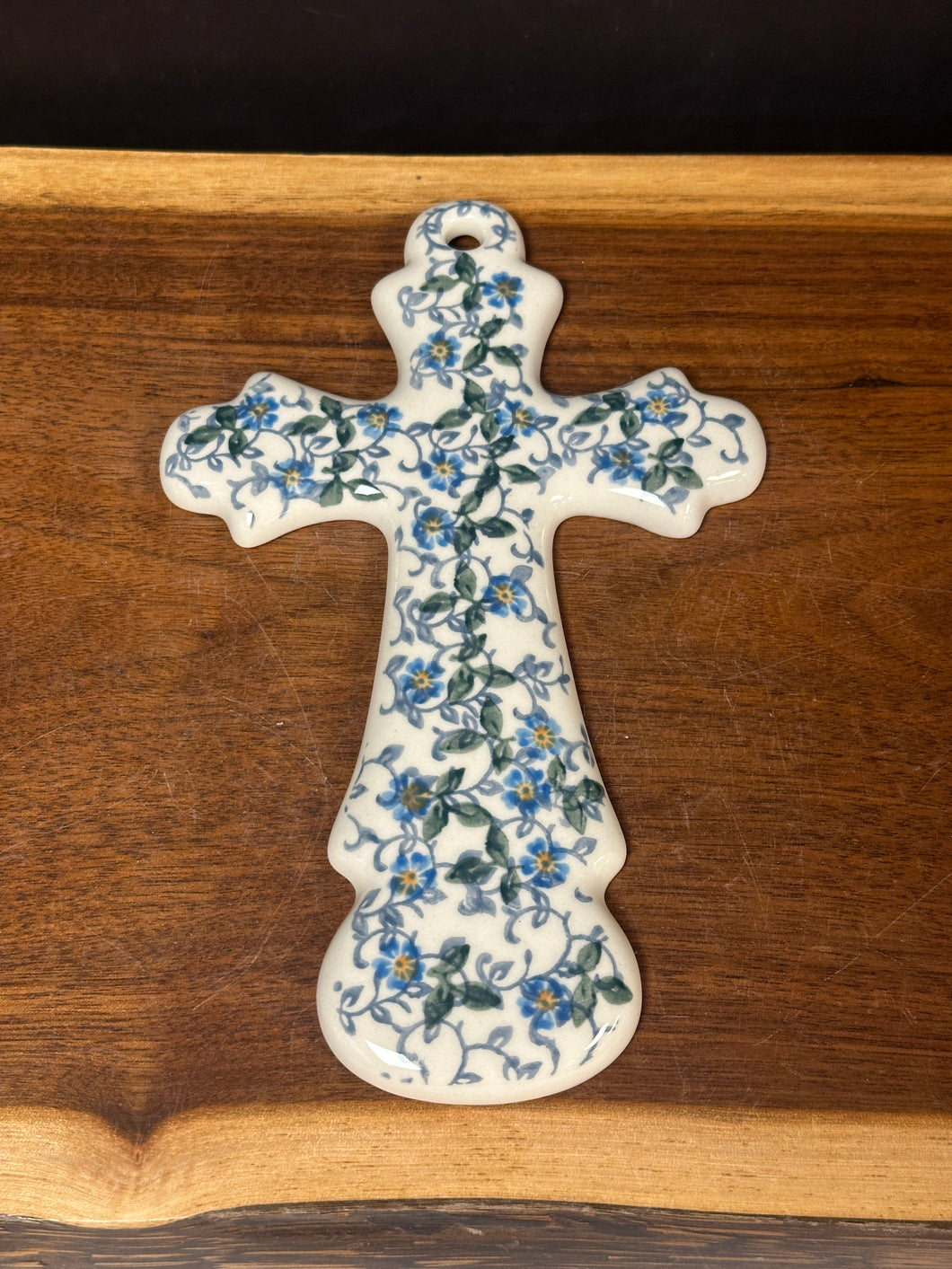 Cross, Ceramika Artystyczna 7.5” - Forget Me Knots