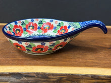 Load image into Gallery viewer, Ladle Rest 4.5” - Danish Garden
