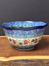 Load image into Gallery viewer, Bowl, Wavy Edge 5.75&quot; - U4400

