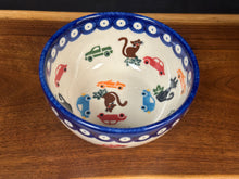 Load image into Gallery viewer, Bowl, Kalich 13 cm - Cars &amp; Cats
