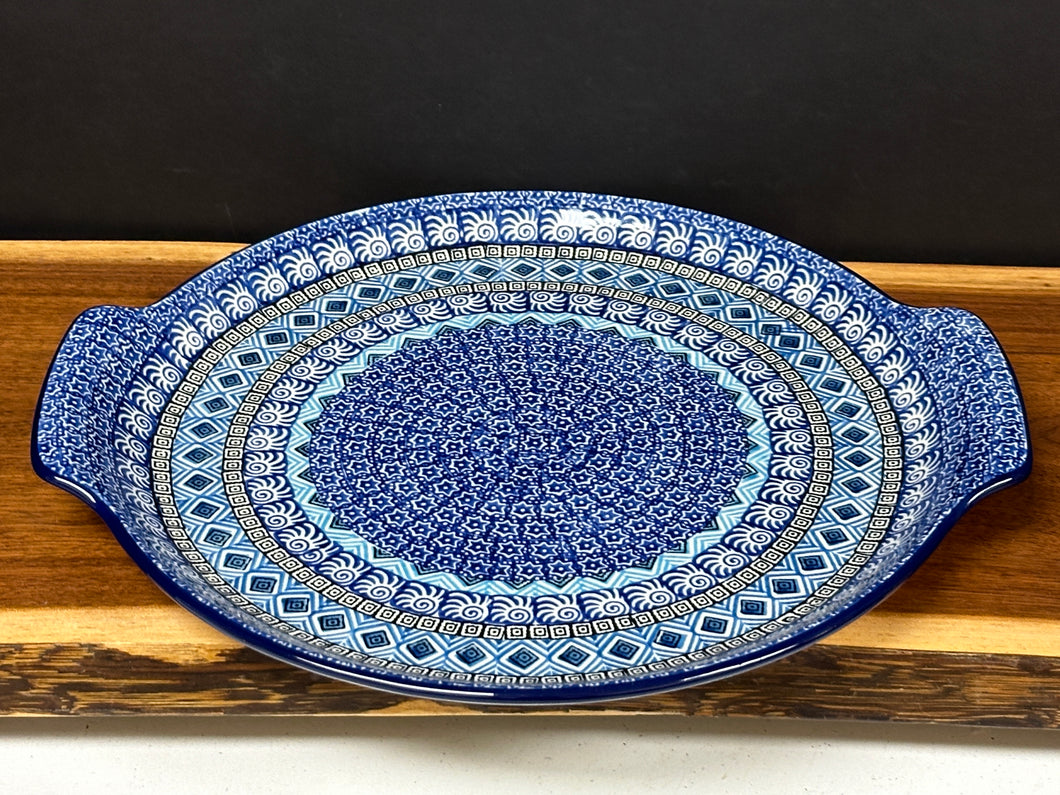 Platter, Round w/ Handles, 11.75