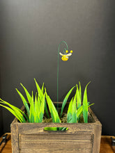 Load image into Gallery viewer, Plant stem - Little Bee Hanging on Wire Stem
