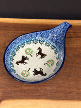 Load image into Gallery viewer, Ladle Rest 4.5” - Brown Horse
