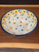 Load image into Gallery viewer, Bowl, Nesting 4.75&quot; W - Buttercup
