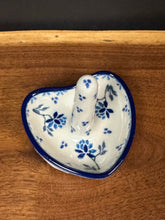 Load image into Gallery viewer, Ring Holder - Clover Fields
