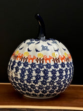 Load image into Gallery viewer, Pumpkin, Medium
