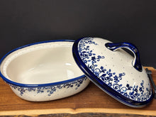Load image into Gallery viewer, Baker, Covered 3 Qt. Roaster - Blue Ivy
