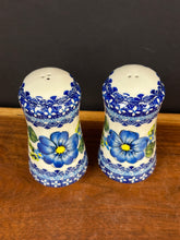 Load image into Gallery viewer, Salt &amp; Pepper Set, Tall Kalich
