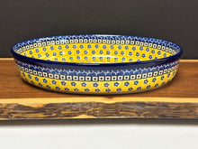 Load image into Gallery viewer, Baker, Oval 12&quot; - 2 Qt. - Sunburst
