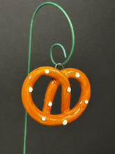 Load image into Gallery viewer, Plant stem - Pretzel Hanging on Wire Stem
