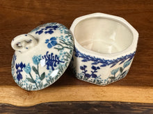 Load image into Gallery viewer, Ring, Trinket Box - Little Gems
